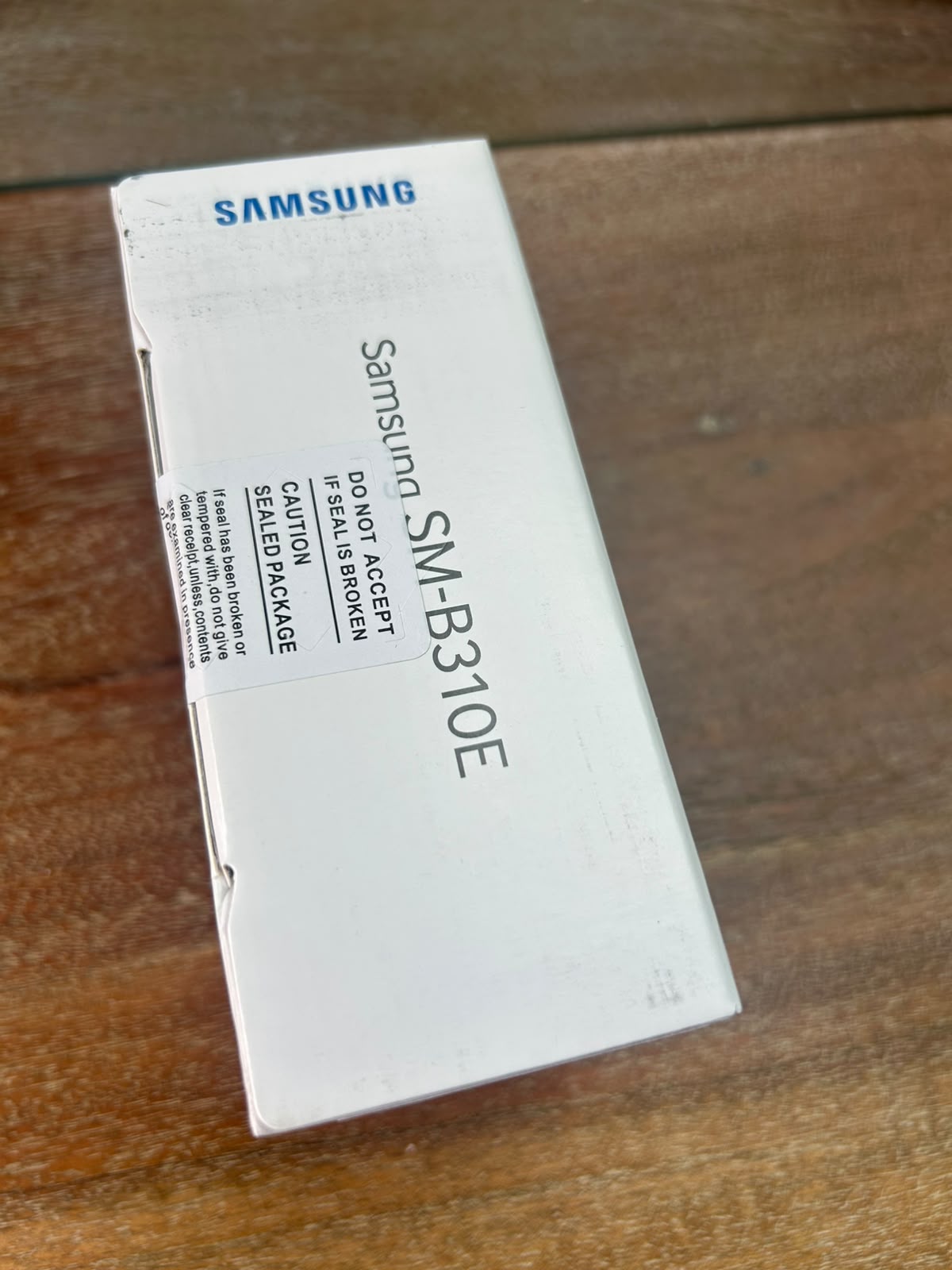 Samsung B310E – Brand New Never Used Simple Big Button Phone